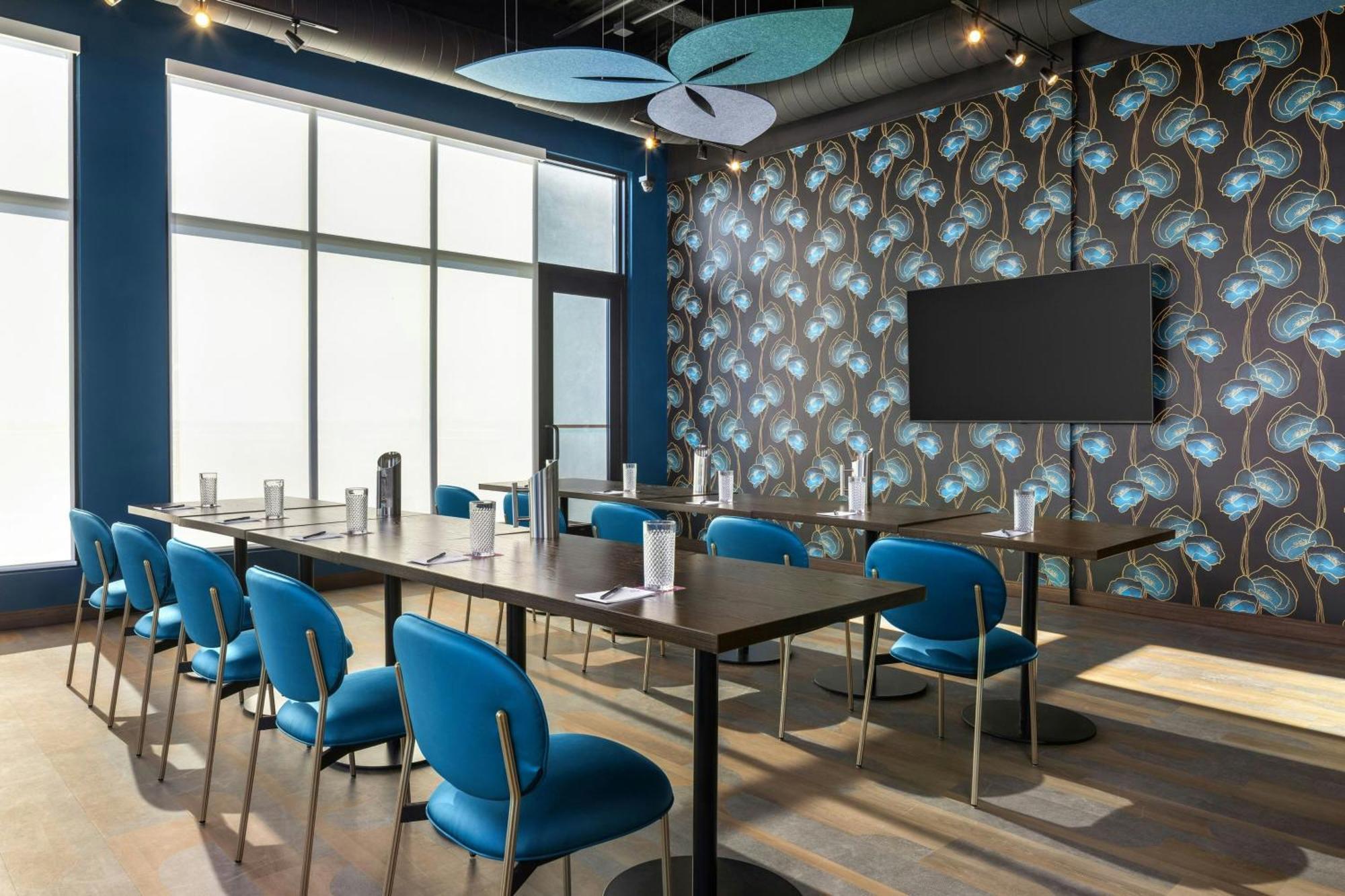 Moxy Madison Downtown Hotel Bagian luar foto